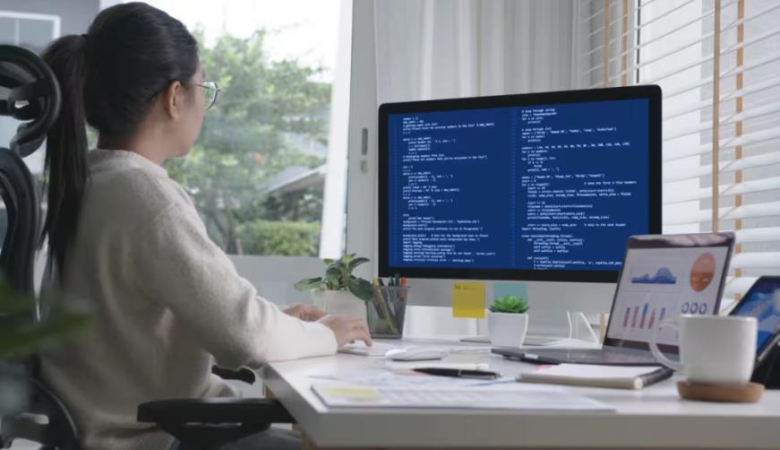 威宁企业数字化解决方案:机器学习赋能商业模式升级的核心路径